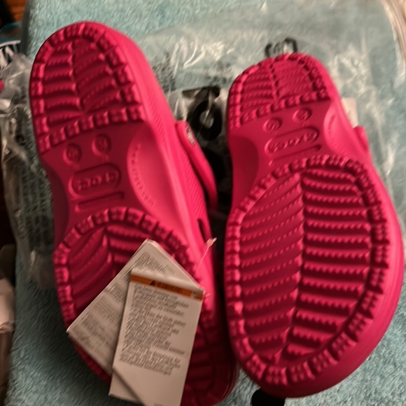 Crocs - Picture 3 of 4